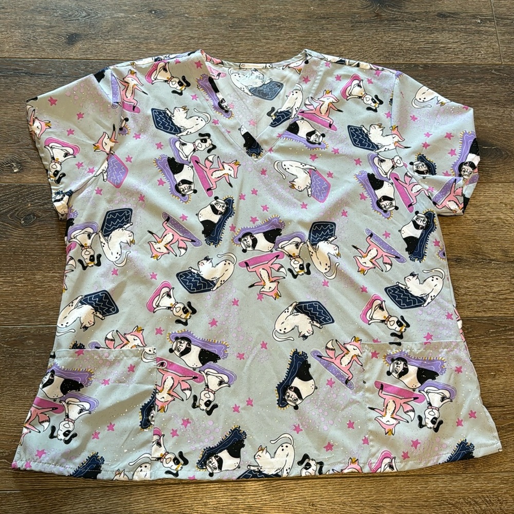 Zinnia scrub top 2X‎